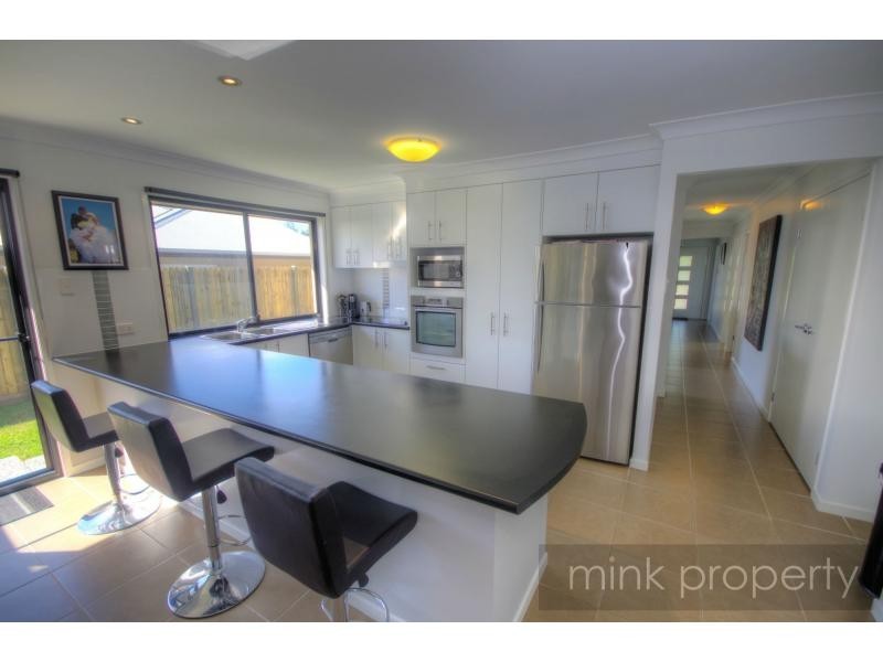 17 Flindersia Place, Brightwater, Mountain Creek QLD 4557