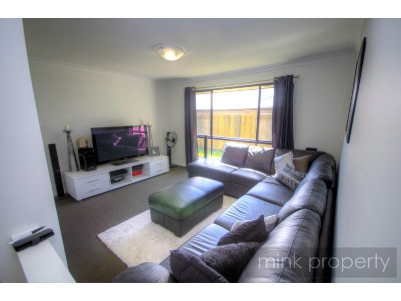 17 Flindersia Place, Brightwater, Mountain Creek QLD 4557