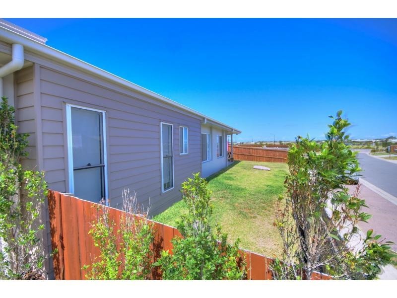 32 TIBROGARGAN Circuit, BRIGHTWATER, Mountain Creek QLD 4557