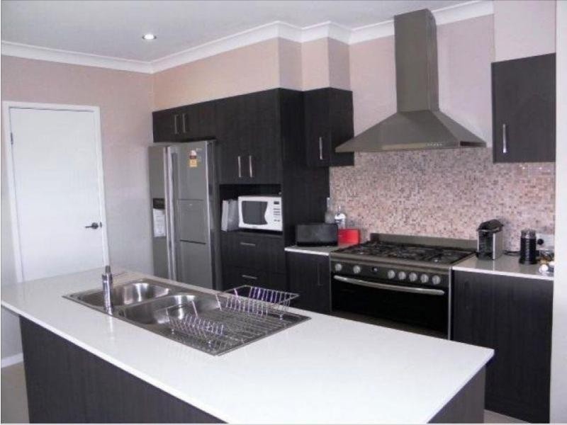 32 TIBROGARGAN Circuit, BRIGHTWATER, Mountain Creek QLD 4557