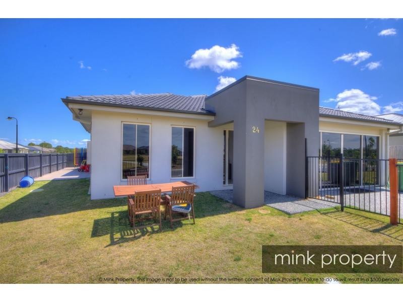 24 TIBROGARGAN Circuit, BRIGHTWATER, Mountain Creek QLD 4557