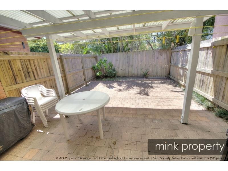 2/13 Carrothool Place, Mooloolaba QLD 4557