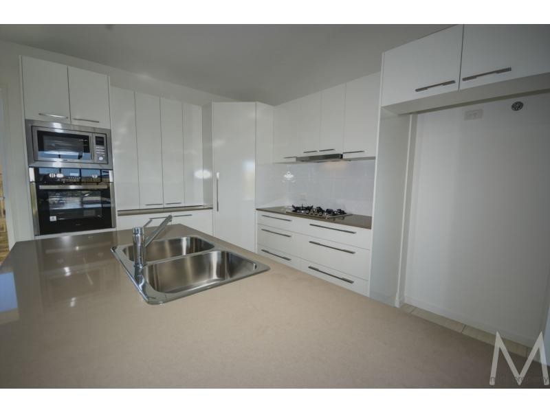 5 WARBLER Place, BRIGHTWATER, Mountain Creek QLD 4557
