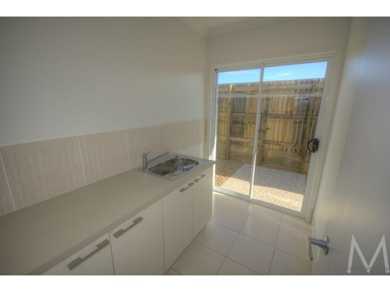 5 WARBLER Place, BRIGHTWATER, Mountain Creek QLD 4557