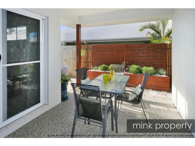 14 MYRTLE PLACE, BRIGHTWATER, Mountain Creek QLD 4557
