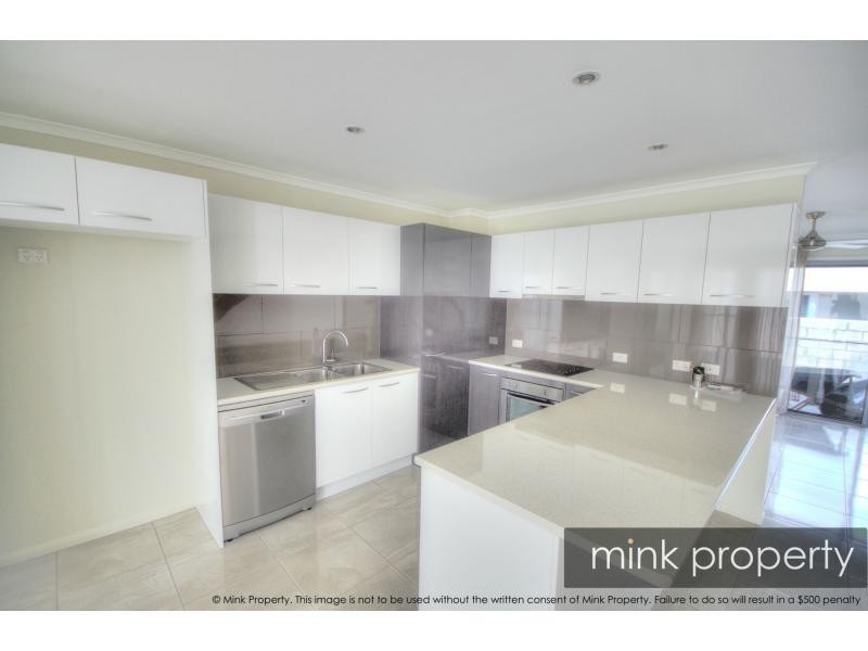 1/75 Foxtail Circuit, BRIGHTWATER, Mountain Creek QLD 4557