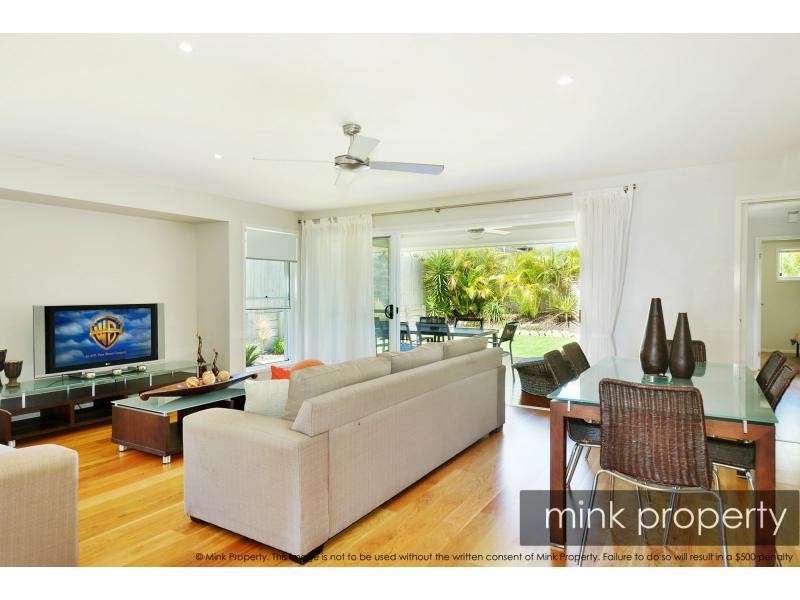 23 ROBUR Crescent, BRIGHTWATER, Mountain Creek QLD 4557