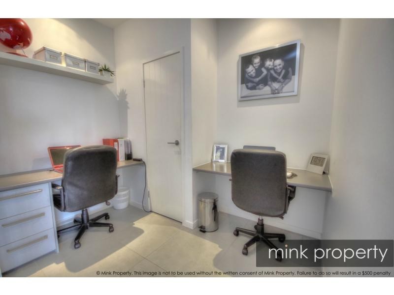 009 OUT RIGGER Street, Birtinya QLD 4575