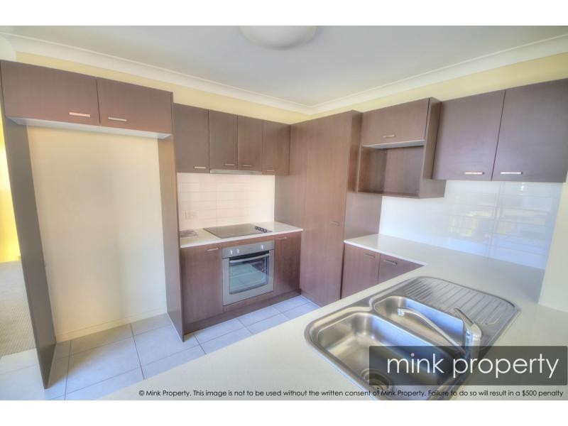 38 Robur Crescent, Brightwater, Mountain Creek QLD 4557
