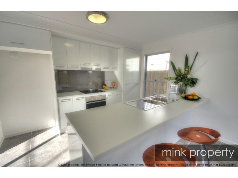 3 Cobia Court, BRIGHTWATER, Mountain Creek QLD 4557