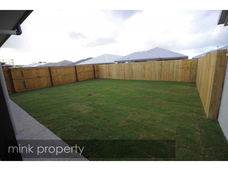 31 Coonoowrin Crescent, BRIGHTWATER, Mountain Creek QLD 4557