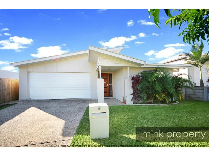 9 RIVERSTONE Crescent, Little Mountain QLD 4551