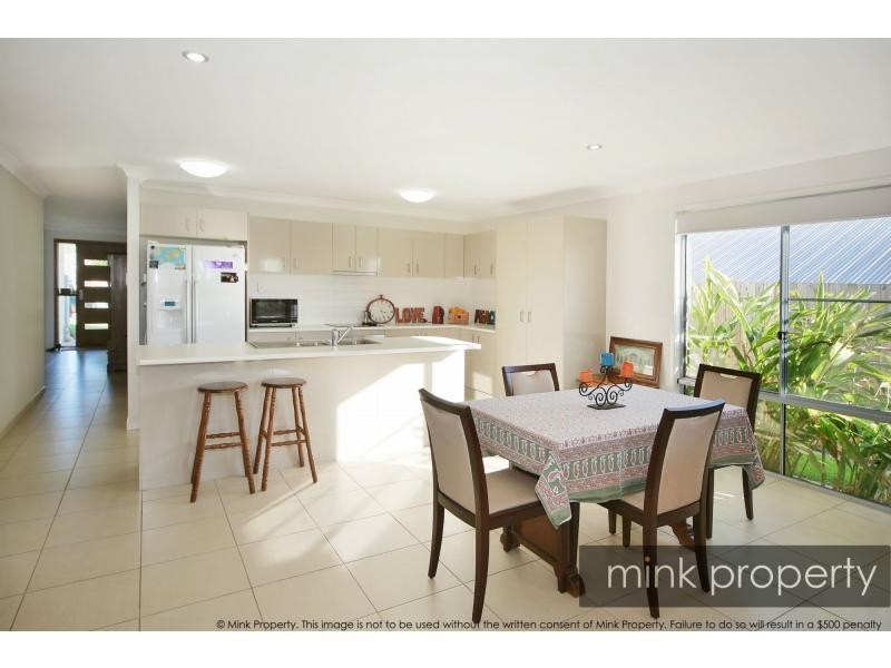 9 RIVERSTONE Crescent, Little Mountain QLD 4551