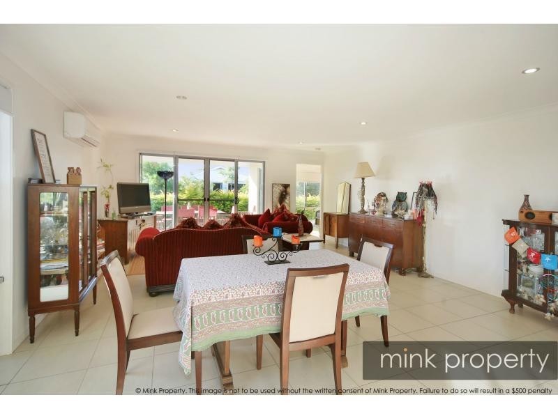 9 RIVERSTONE Crescent, Little Mountain QLD 4551
