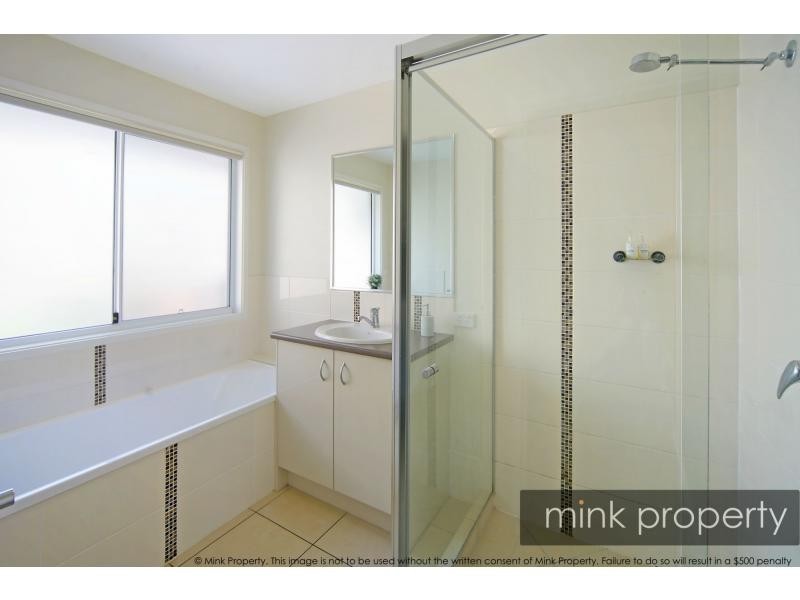 14 LARK Circuit, BRIGHTWATER, Mountain Creek QLD 4557