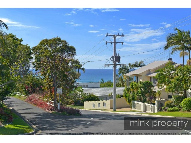 Unit 2/81 BUDERIM Avenue, Mooloolaba QLD 4557