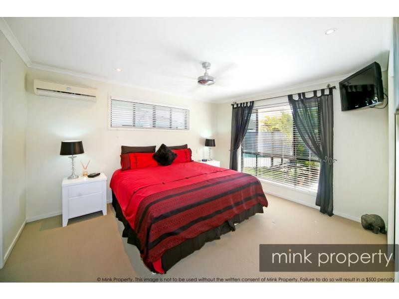 19 RIVEROAK WAY, Sippy Downs QLD 4556
