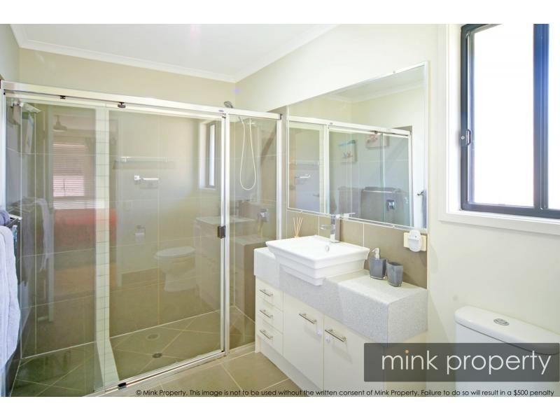 19 RIVEROAK WAY, Sippy Downs QLD 4556