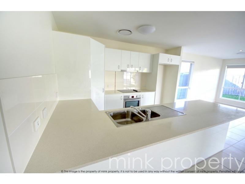 06 LARK Circuit, BRIGHTWATER, Mountain Creek QLD 4557