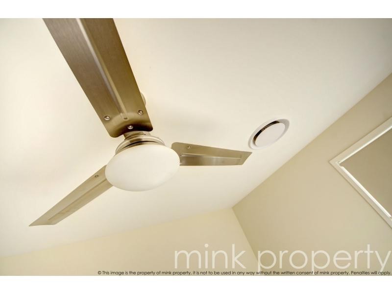 06 LARK Circuit, BRIGHTWATER, Mountain Creek QLD 4557