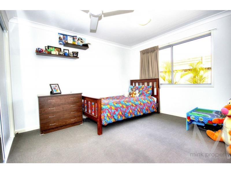 21 Riverstone Crescent, Ivadale Lakes, Little Mountain QLD 4551