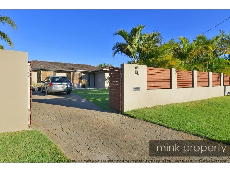 11 DOTTEREL Street, Parrearra QLD 4575
