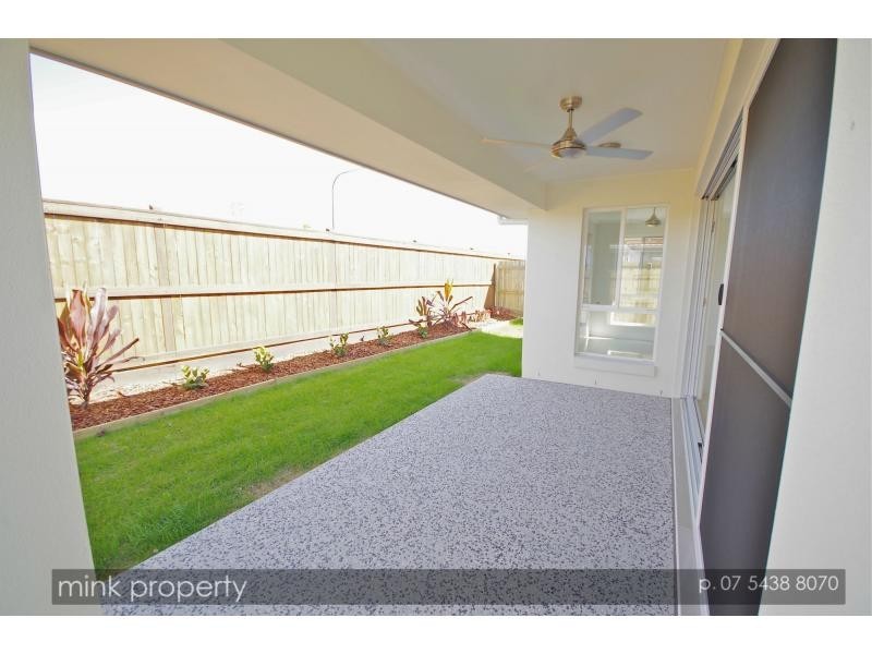 26 Tarwhine Place, BRIGHTWATER, Mountain Creek QLD 4557