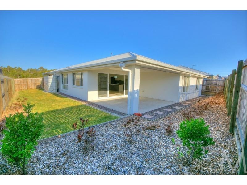 10 LARK Circuit, Brightwater, Mountain Creek QLD 4557