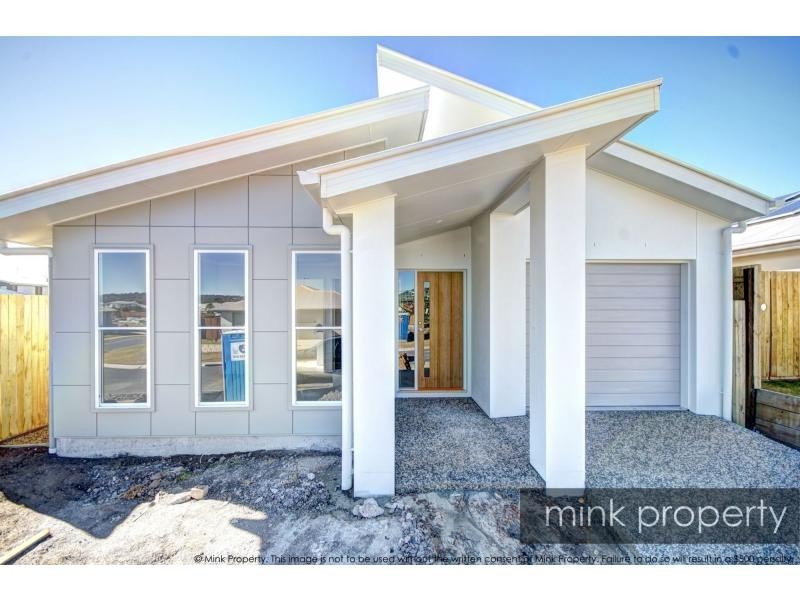 25 Tarwhine Place, Mountain Creek QLD 4557