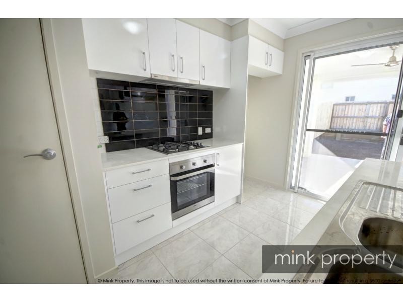 25 Tarwhine Place, Mountain Creek QLD 4557