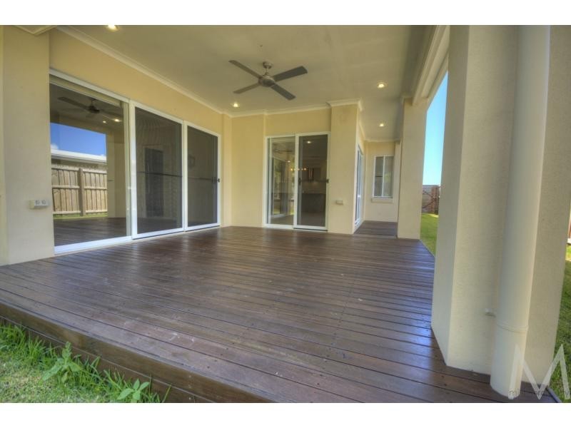 29 MYRTLE Place, BRIGHTWATER, Mountain Creek QLD 4557