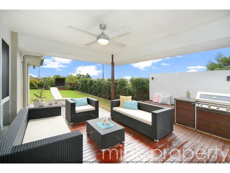 20 ELLIS Place, BRIGHTWATER, Mountain Creek QLD 4557