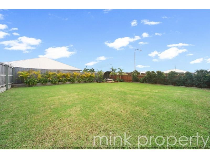 20 ELLIS Place, BRIGHTWATER, Mountain Creek QLD 4557