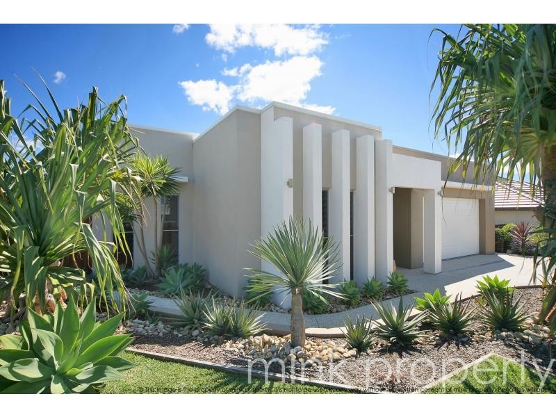 21 WATER LILY Way, BRIGHTWATER, Mountain Creek QLD 4557