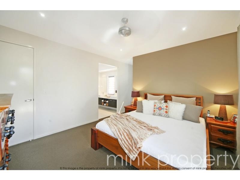 21 WATER LILY Way, BRIGHTWATER, Mountain Creek QLD 4557