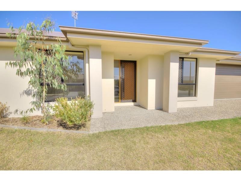 34 Hillsborough Circuit, BRIGHTWATER, Mountain Creek QLD 4557