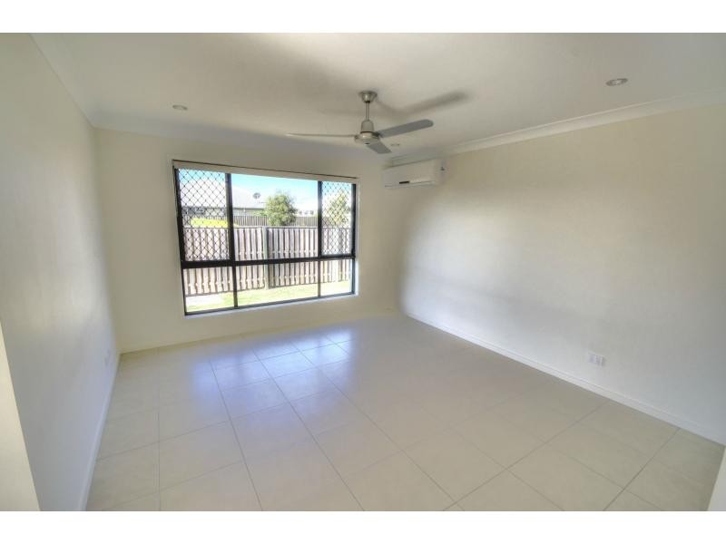 34 Hillsborough Circuit, BRIGHTWATER, Mountain Creek QLD 4557