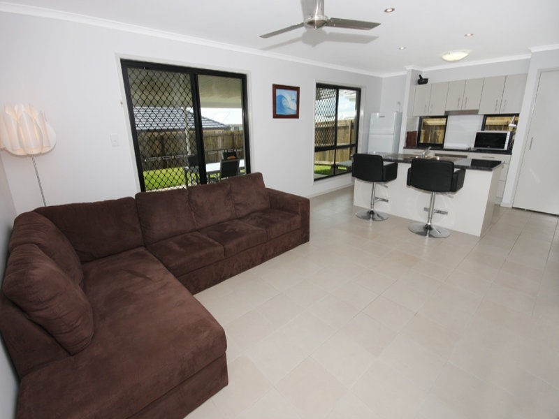 67 Frogmouth Circuit, BRIGHTWATER, Mountain Creek QLD 4557