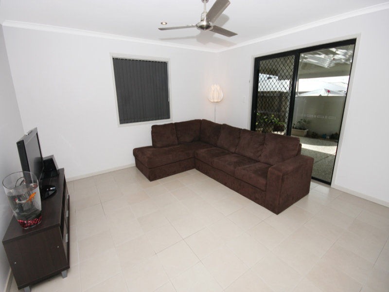 67 Frogmouth Circuit, BRIGHTWATER, Mountain Creek QLD 4557