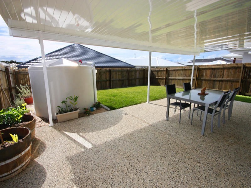 67 Frogmouth Circuit, BRIGHTWATER, Mountain Creek QLD 4557