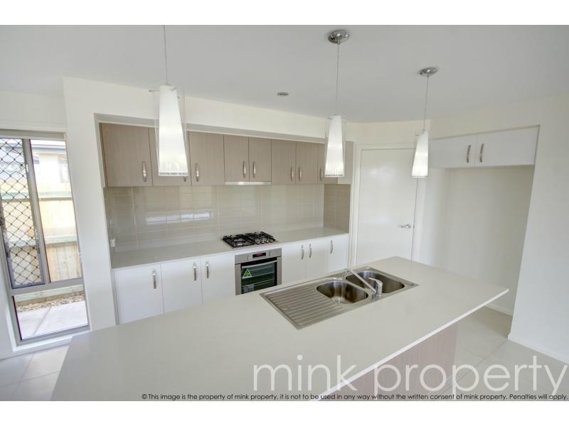 13 Caspian Circuit, BRIGHTWATER, Mountain Creek QLD 4557