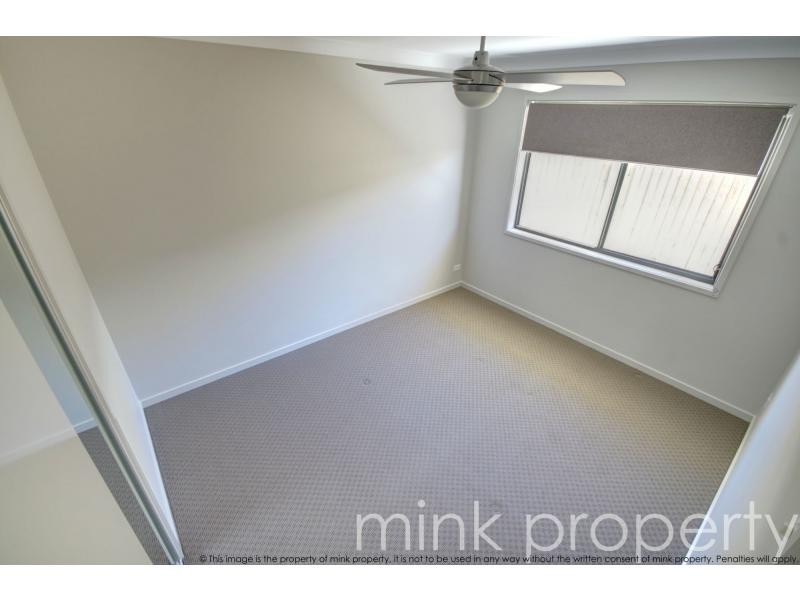 33 Foxtail Circuit, Brightwater, Mountain Creek QLD 4557