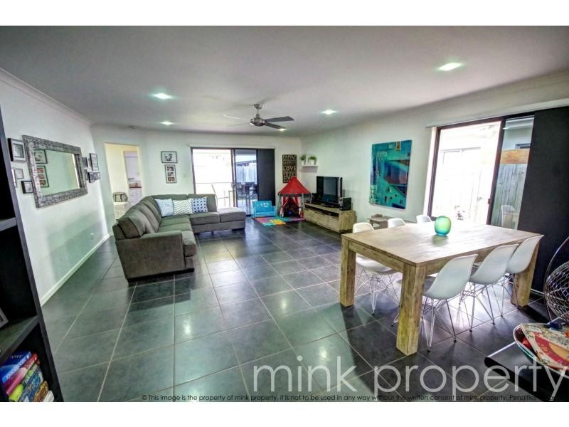 32 Forest Grove Crescent, Sippy Downs QLD 4556