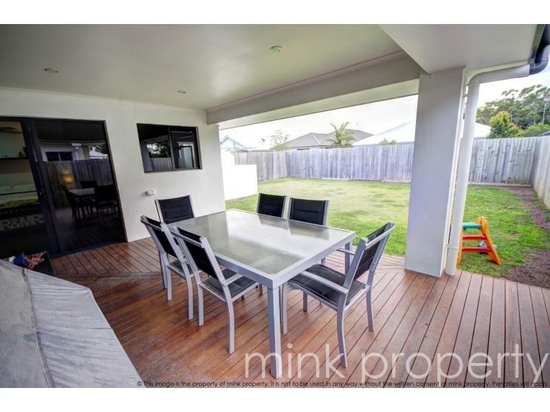 32 Forest Grove Crescent, Sippy Downs QLD 4556