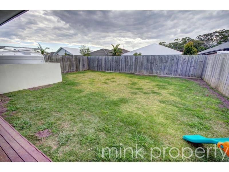 32 Forest Grove Crescent, Sippy Downs QLD 4556