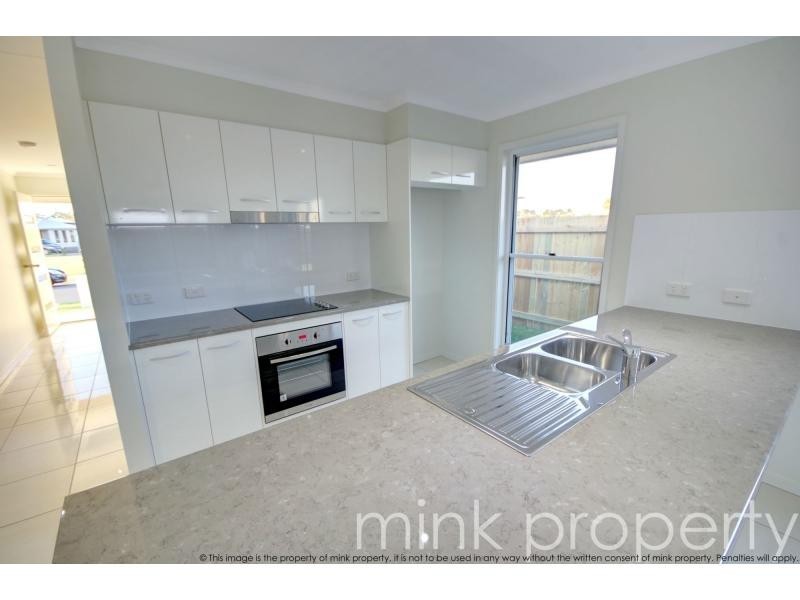 36 Brampton Crescent, BRIGHTWATER, Mountain Creek QLD 4557