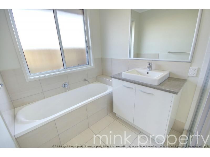 36 Brampton Crescent, BRIGHTWATER, Mountain Creek QLD 4557