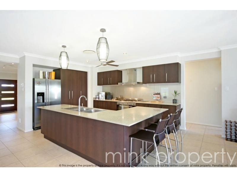 33 FROGMOUTH Circuit, BRIGHTWATER, Mountain Creek QLD 4557