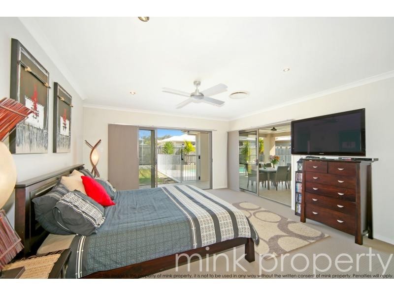 33 FROGMOUTH Circuit, BRIGHTWATER, Mountain Creek QLD 4557