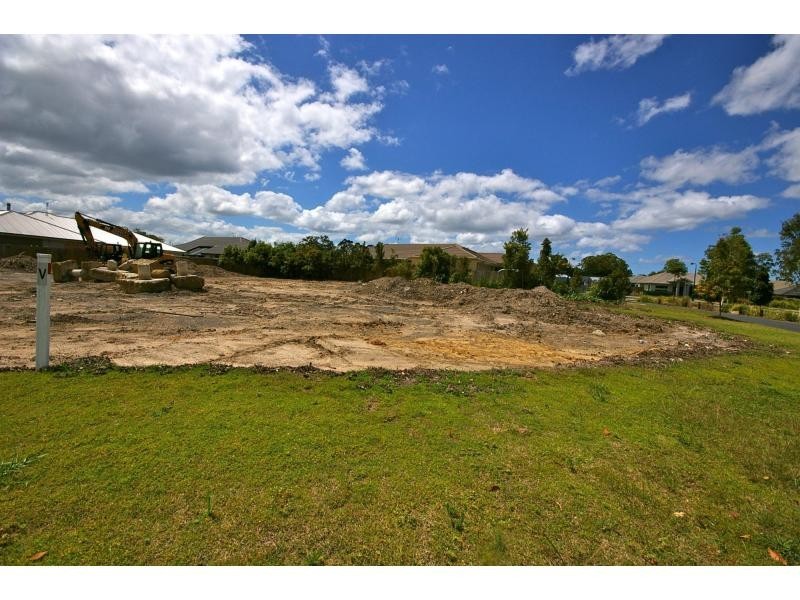 4 Maidenhair Drive, Woodgrove, Beerwah QLD 4519